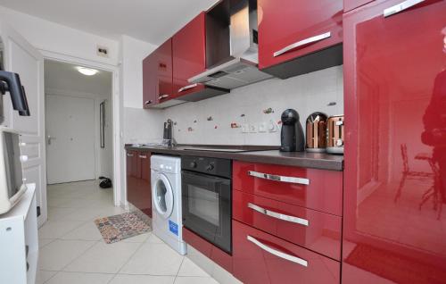 1 Bedroom Gorgeous Apartment In Antibes photo 16