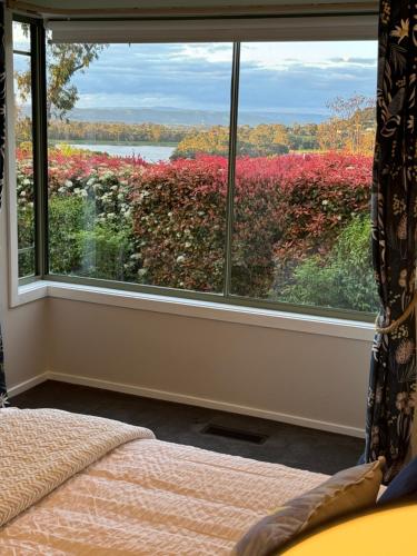 Gallery image of Lake view family house in Lilydale