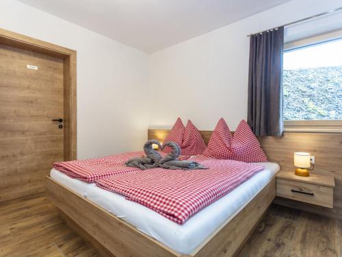Apartment Seeblick inkl- Sommerkarte by Interhome