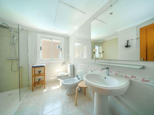 Koupelna v ubytování Apartment Amores-1 by Interhome