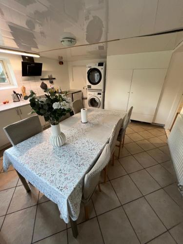 TV a/nebo společenská místnost v ubytování Casa de Rainer Copenhagen Room 3