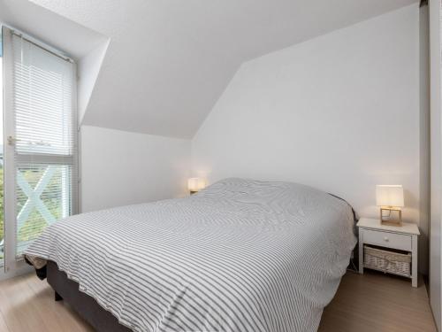 Holiday Home La Baie des Corsaires-9 by Interhome