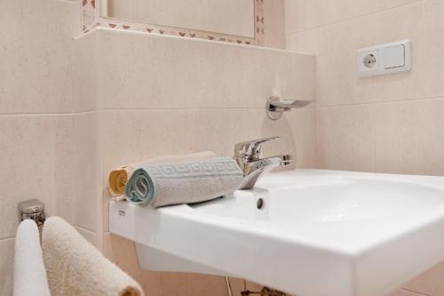 Bilik mandi di Appartement Egart 1