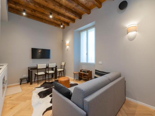Xenia Apartments - Modern Suite in Sant'Ambrogio