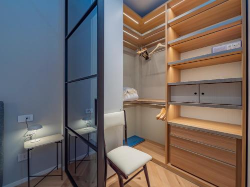 Xenia Apartments - Modern Suite in Sant'Ambrogio