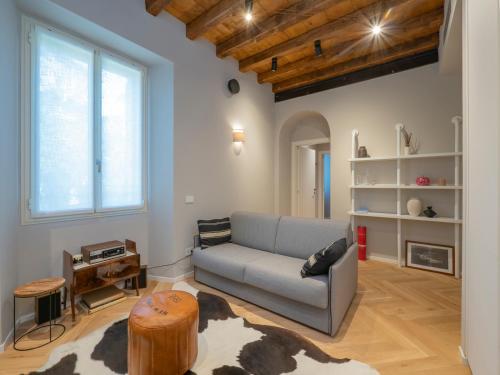 Xenia Apartments - Modern Suite in Sant'Ambrogio