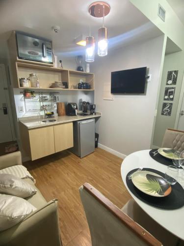 Kuchyň nebo kuchyňský kout v ubytování The Future Manaus Flat para até 4 pessoas Mercure Manaus