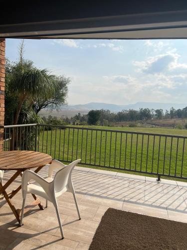 Balkoni atau teres di Grey Goose Game Lodge