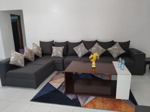 Gallery image of Royal palms studio in Bungoma