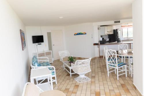 Μια τηλεόραση ή/και κέντρο ψυχαγωγίας στο Condominio Puntepiedra - Apartamentos