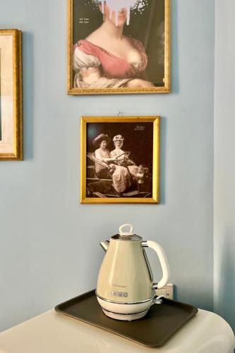 Casa Tudor, Charmy Eccentric Flat in Piccola Londra 10 Min from City Center