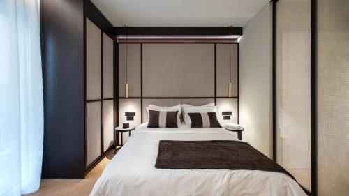 Ariadne luxurious apartment at Kolonaki