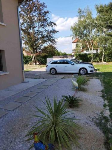 Galeriebild der Unterkunft Harmonie Apartments 5 mins from A6 et Chalon sur Saône in Farges-lès-Chalon