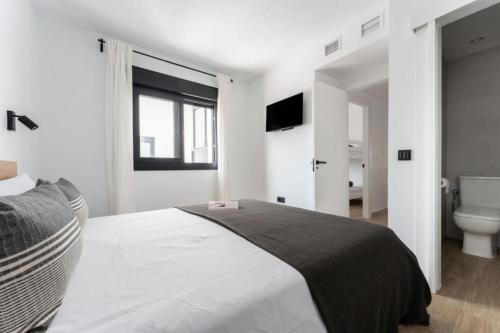 CT 326 - Faro's Fuengirola City Center - Close to Beach & Amenities