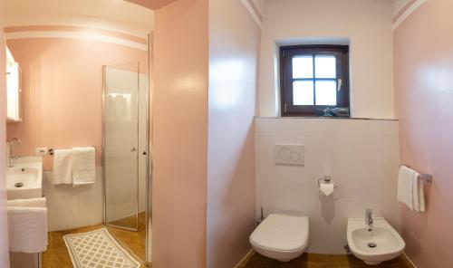 Ванная комната в Apartments Schloss Paschbach