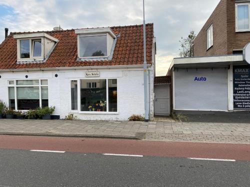 Bygningen som feriehuset ligger i