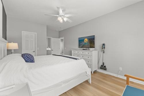 Fairway Oaks Unit 57B photo 17