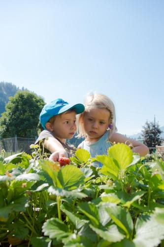 Aparthotel Steger Wagrainに滞在中の子供