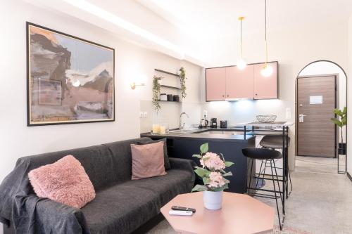 A kitchen or kitchenette at Syntagma Sweet House 2