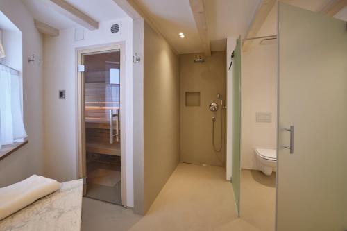 Koupelna v ubytování Deidesheimer Haus