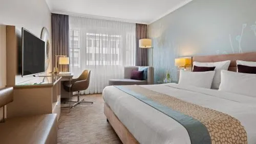 Crowne Plaza Berlin City Centre Ku'damm by IHG photo 16