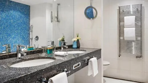 Crowne Plaza Berlin City Centre Ku'damm by IHG photo 31