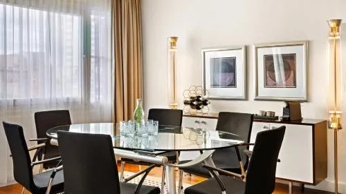 Crowne Plaza Berlin City Centre Ku'damm by IHG photo 38