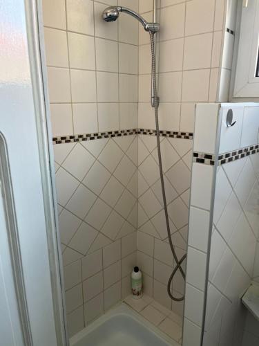 Ένα μπάνιο στο Brussels city center apartment