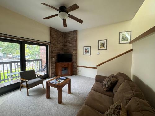 Zona de estar de Shadow Mountain Lodge