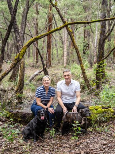 Tetamu yang menginap di Jarrah Grove Forest Retreat - Adults Only Luxury Chalet