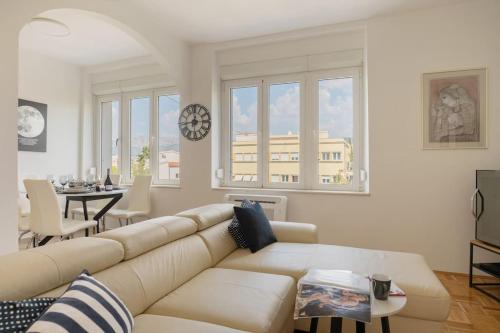 Rooftop Li -New, modern, city center