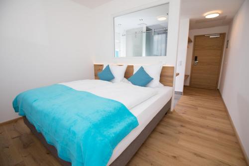 motel isar | 24h/7 checkinにあるベッド