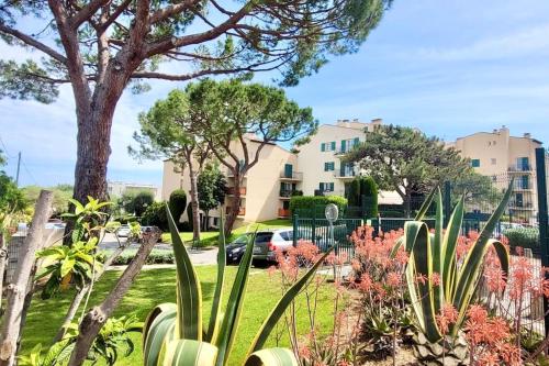 Appartement spacieux ,4 pers,Piscine & Vue mer photo 13