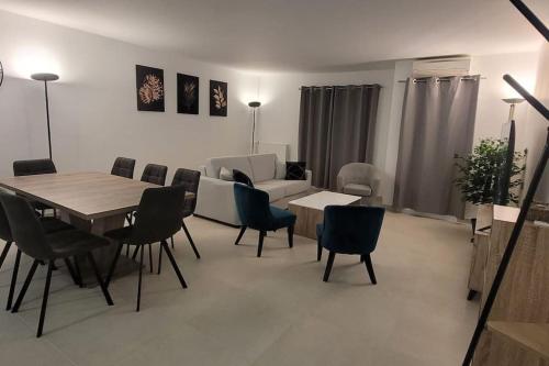 Appartement spacieux ,4 pers,Piscine & Vue mer photo 15