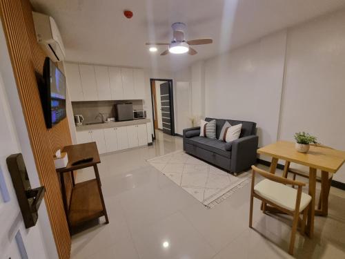 O bucătărie sau chicinetă la Flat 35, Unit 2A