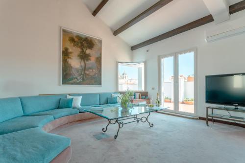 Saint Peter's Luxury Terrace Suites
