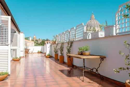Saint Peter's Luxury Terrace Suites