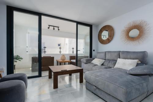 Modern Luxury 2B Apt in Puerto Banus