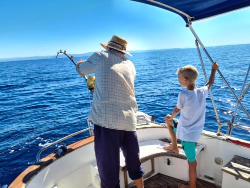 Fishing Chatrer -Big game-izleti brodom