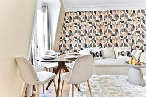 Photo de la galerie de l'établissement Appartement cosy face de Paris Montparnasse - II, à Paris