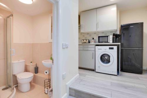 Η κουζίνα ή μικρή κουζίνα στο Elm Cottage Ipswich