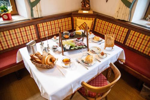 Mad på feriegården eller i nærheden