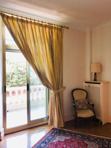 Photo de la galerie de l'établissement Luxury, Luminous apartment sea & mountain views, à Fréjus