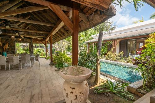 Piscina a Villa Paradis o a prop