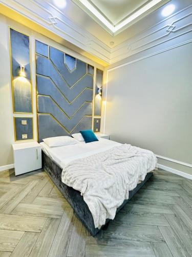 Llit o llits en una habitació de Sea View Apartment