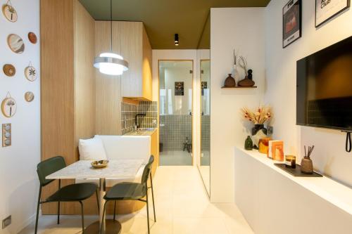 Room Aboukir, Paris Centre