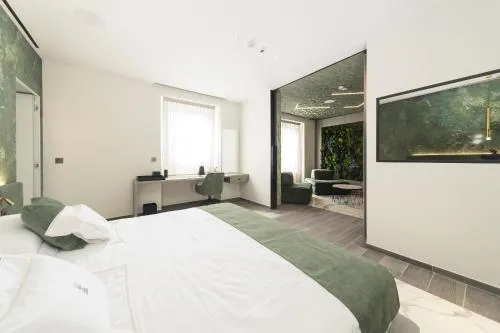 Tritone Luxury Suites Piazza del Popolo photo 38