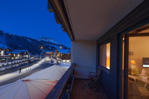Vue générale sur la montagne ou vue sur la montagne depuis l'hôtel