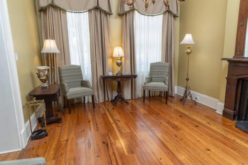 Lamothe House Hotel a French Quarter Guest Houses Property Image