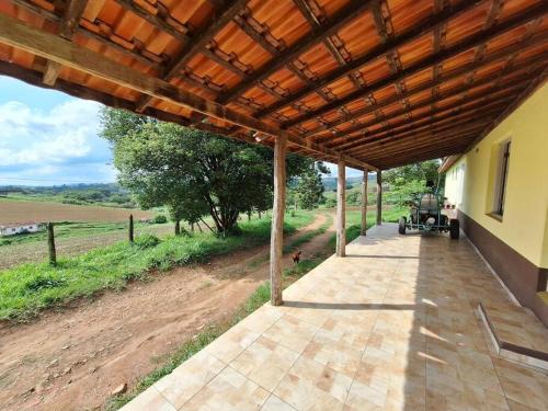 Gambar di galeri bagi Sítio com casa Rústica Itamonte di Santana do Capivari